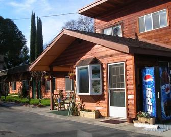 Rainbow Lodge - Lakeport - Gebouw