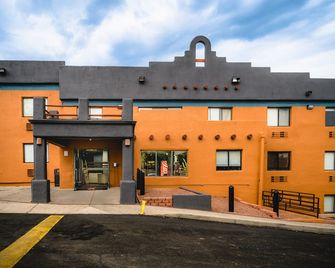 Coyote South - Santa Fe - Edificio