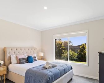 Coastal Family Retreat in CW - 케이프 울라마이 - 침실