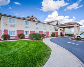 Best Western Nittany Inn Milroy - Milroy - Edificio