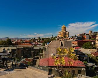 Hotel Banovani Tbilisi - Tbilisi - Outdoors view