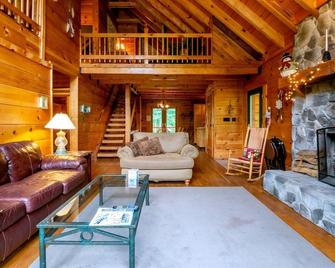 Dream Catcher - Davis - Living room
