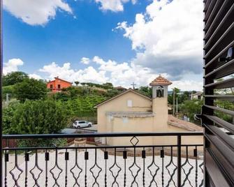 Stay in Irpinia - Green Mountains - Castelfranci - Balcony