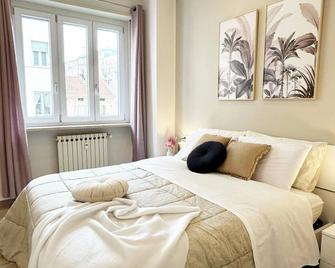Quick Home - Orchidea - Biella - Schlafzimmer