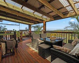 Tamborine Mountain Bed and Breakfast - Eagle Heights - Balcón