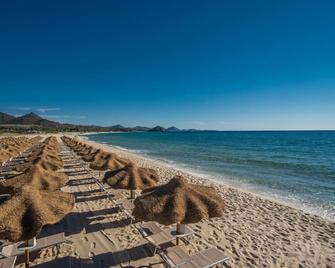 Cala Sinzias Resort - Castiadas - Beach