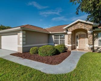 Hunterton House - Ocala - Building