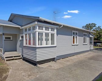 Bridge Street Accommodation - Opotiki - Building