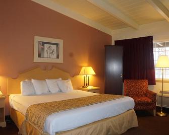 Americas Best Value Inn & Suites Oroville - Oroville - Schlafzimmer