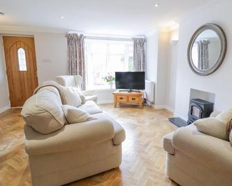 14 Tudno Street - Llandudno - Living room