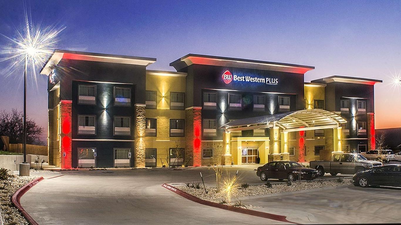 Best Western Plus Lampasas Inn & Suites