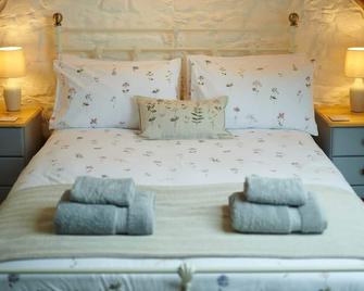 Hawthorn Cottage - Uig - 臥室