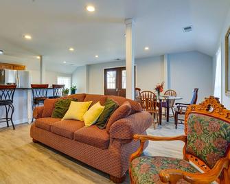Spacious & Inviting Jackson Getaway w/ Fireplace! - Jackson