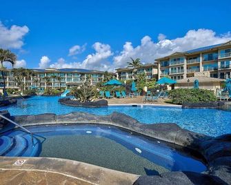 Waipouli Beach Resort | Spacious 2bd Retreat -Lazy River, Spa & Central Location - Kapaa - Piscine