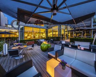 Hotel Mitland - Utrecht - Patio