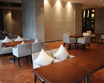 Kangyuan Ginkgo Ecological Hotel - 連雲港 - 餐廳