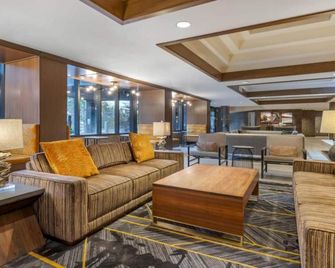Hilton Vacation Club - Tahoe Seasons - Across from Heavenly Ski Resort - South Lake Tahoe - Lounge