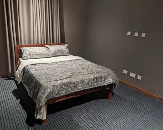 Secured Apartments - Ndola - Habitación