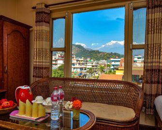 Hotel Grand Holiday - Pokhara - Balkon