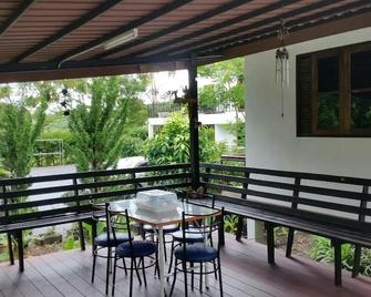 Sanfhan Resort-Sha Plus - Phatthalung - Balcón
