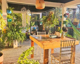 Ecohotel Zona 7 - Rionegro - Binnenhof