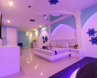 Hotel Dreamworld East Ortigas - Cainta - Bedroom