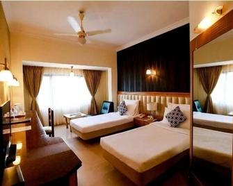 High Gates Hotel - Bengaluru