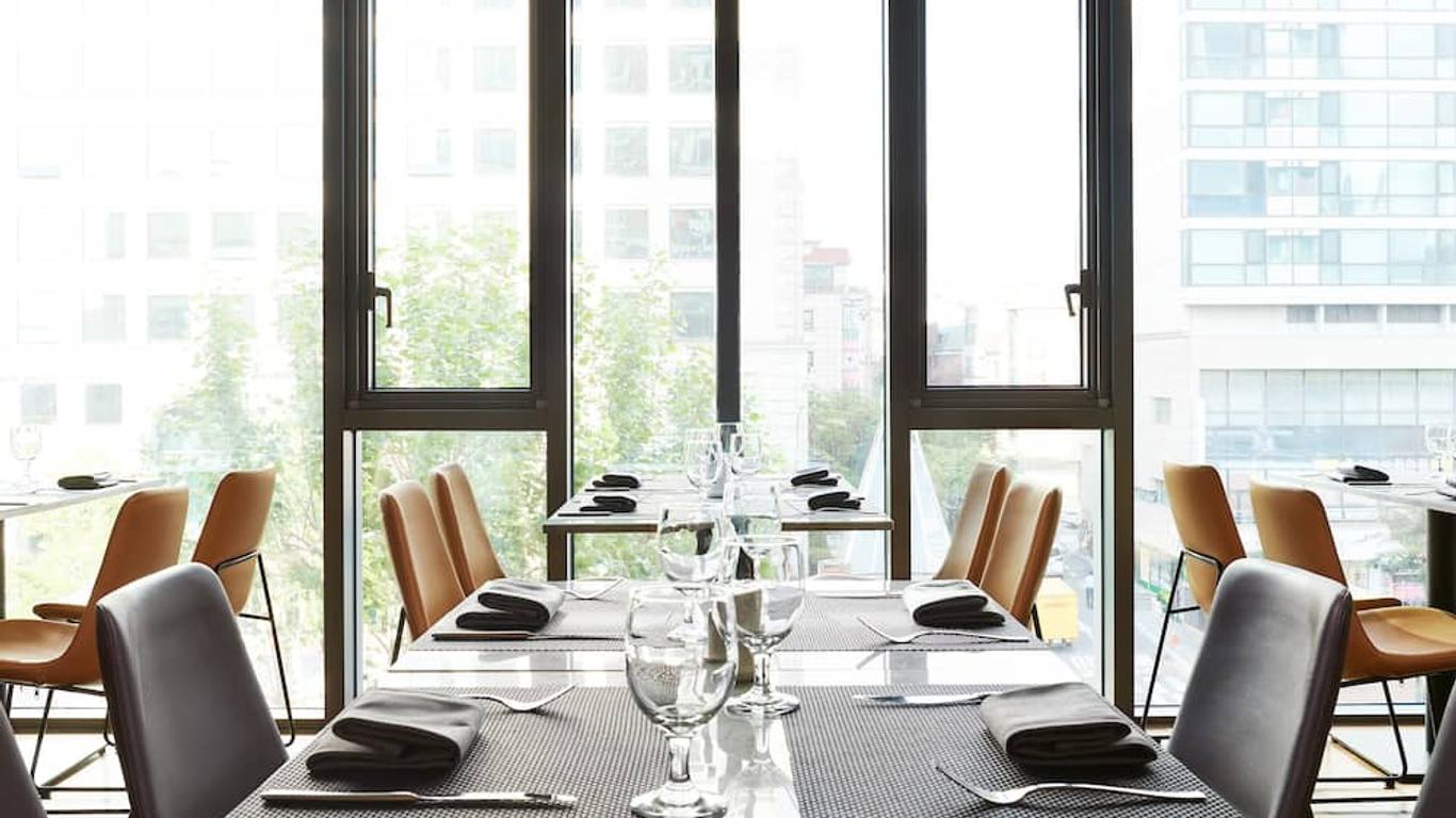 Hotel Peyto Gangnam