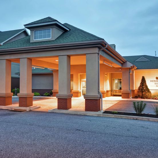 Building view of Homewood Suites by Hilton Lancaster