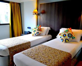 Club Emerald - Mumbai - Bedroom