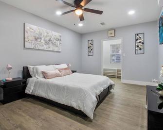 3br Stylish Home In The Heart Of Russellville Great For Long Stays - Russellville
