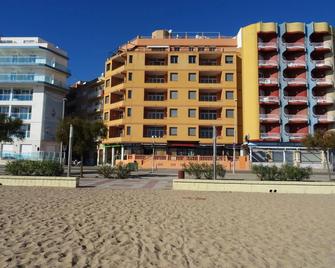Apartamentos Elvira - Blanes - Edificio