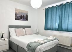 Clover Apartments - Ipswich - Bedroom