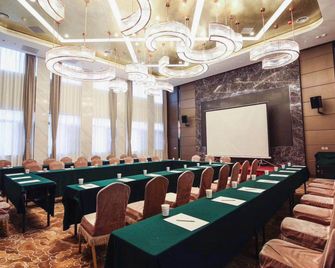 Feilu Hotel (Xi'an Bell and Drum Tower Huimin Street) - Xi'an - Building