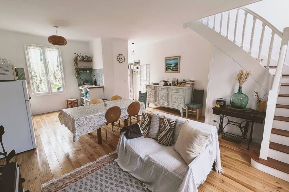 La Maison Verdemar - إنداي - غرفة معيشة