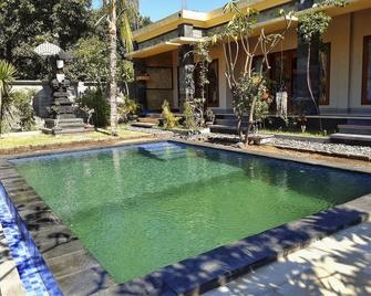 Villa Indah Anugrah - Kubu