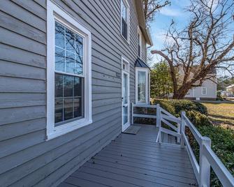 Irvington Va - Irvington - Balcony