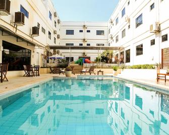 Atrium Confort Hotels - Parauapebas - Piscina