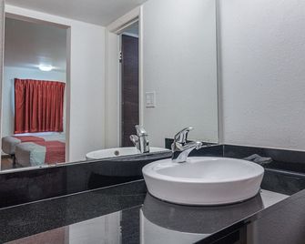 Motel 6 Texarkana - Texarkana - Bagno