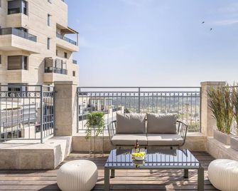 Mr. Agrippa - By Tlv2go - Jerozolima - Balkon
