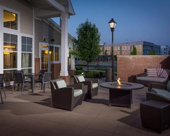 Residence Inn by Marriott Columbus Polaris - Worthington - Binnenhof