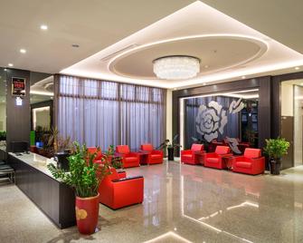 Hedu Hotel - Beigang Township - Recepción