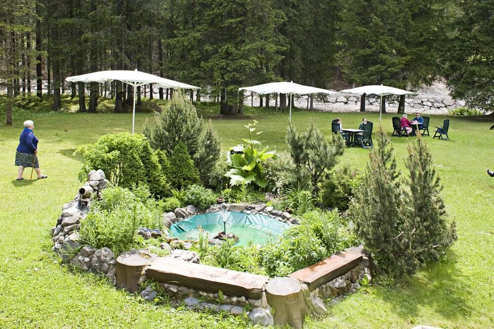Hotel Villa Rosella - Canazei - Outdoor view