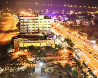 Hoang Yen Hotel 1 - Qui Nhon - Edificio