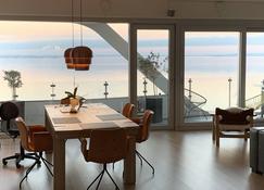 Ocean View Apartment - Aarhus - Dining room