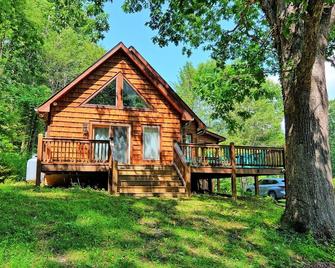 Phoenix Cabin-Open For Bookings! Hot Tub, Pets Considered, Fire Pit, Ac, Wifi - Jefferson