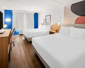 Spark by Hilton Woodbridge - Woodbridge - Bedroom
