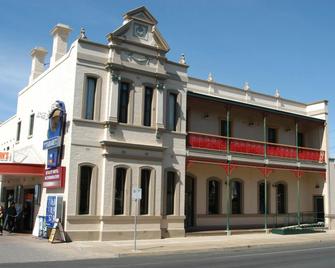 Mitchell River Tavern - Bairnsdale - Building