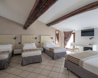 Antico Residence, Mantegnahotels - מנטואה - חדר שינה