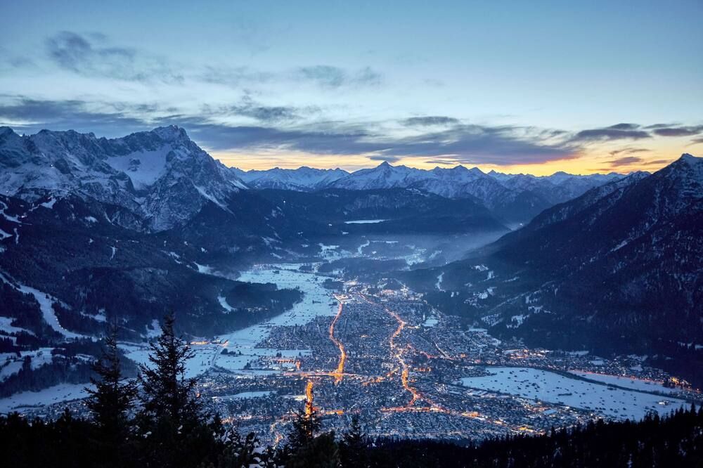 Hyperion Hotel Garmisch-Partenkirchen - Garmisch-Partenkirchen - Outdoor view